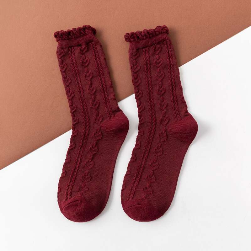 

Heart Ruffle Crew Socks, Burgundy