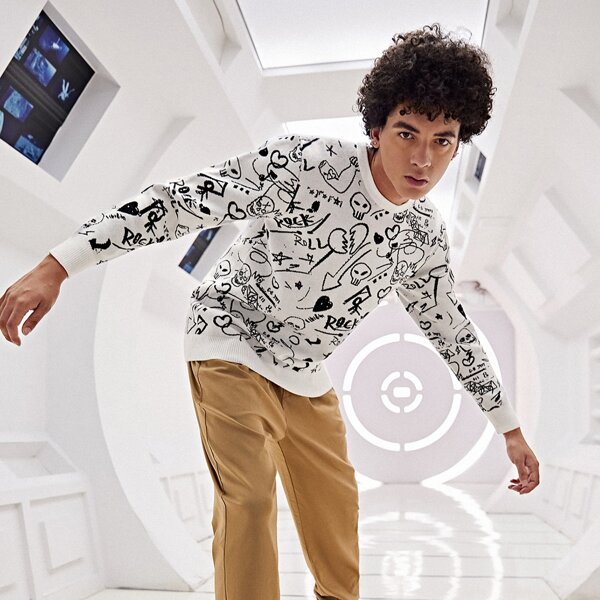 

Men Skull And Letter Graphic Round Neck Sweater, Black and white