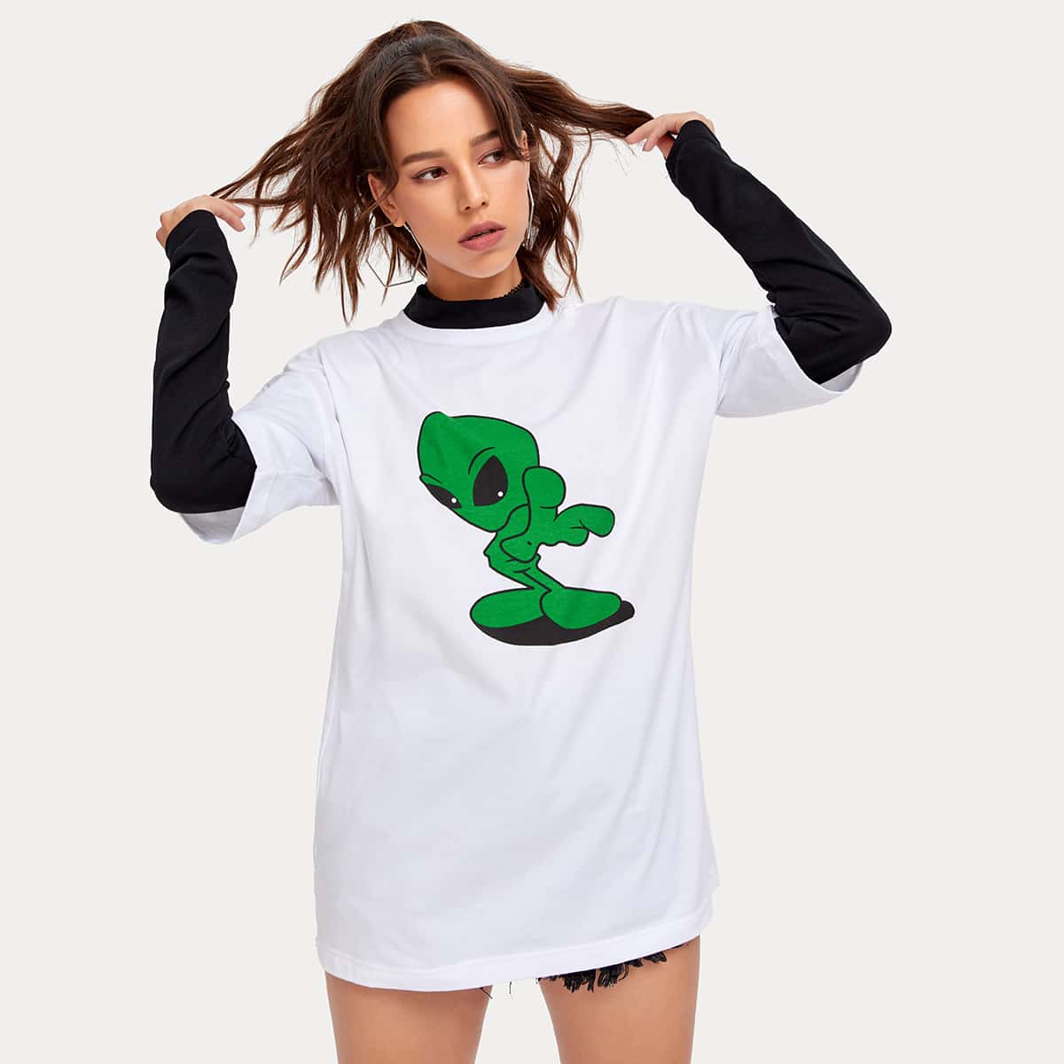 

Alien Graphic 2 In 1 Oversized Tee, White