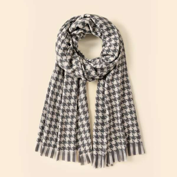 

Houndstooth Pattern Raw Hem Scarf, Grey