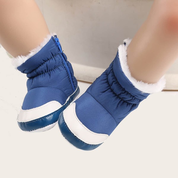 

Baby Boy Star Pattern Fur Lined Boots, Blue