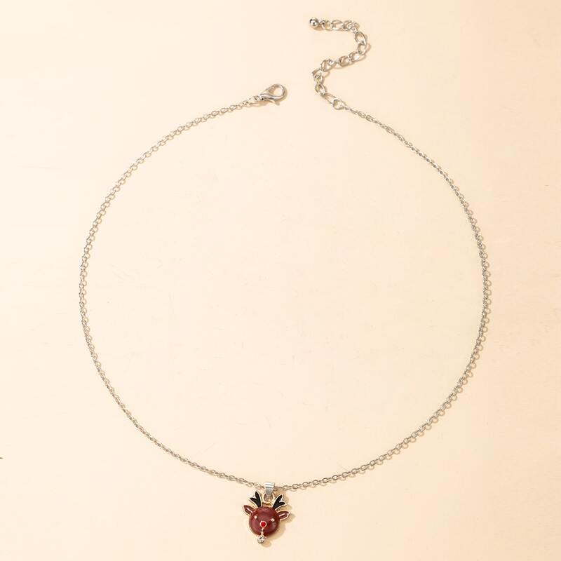

Deer Pendant Necklace, Silver