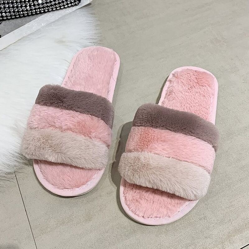 

Colorblock Fluffy Slippers, Multicolor