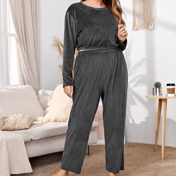 

Plus Solid Long Sleeve Velvet PJ Set, Dark grey