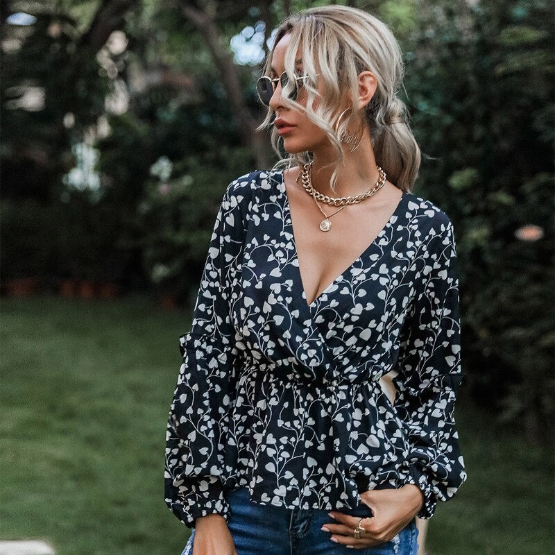 

Heart Print Surplice Front Peplum Blouse, Black and white