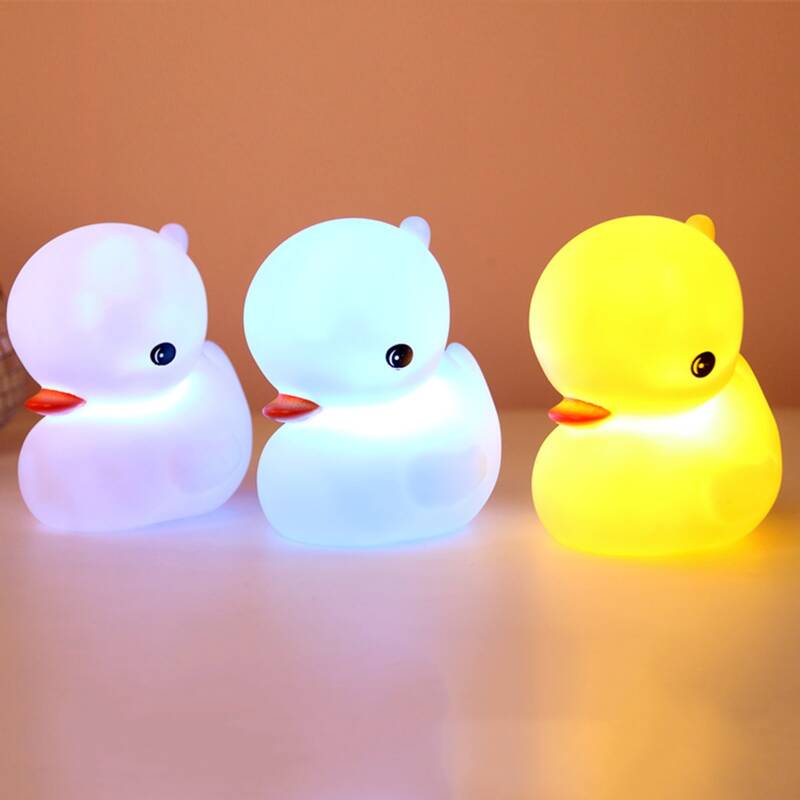

1pc Random Cartoon Duck Night Light, Multicolor