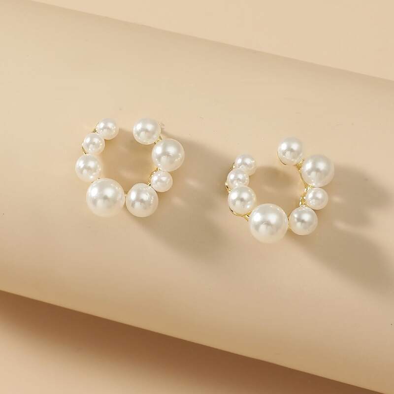 

Faux Pearl Decor Stud Earrings, White