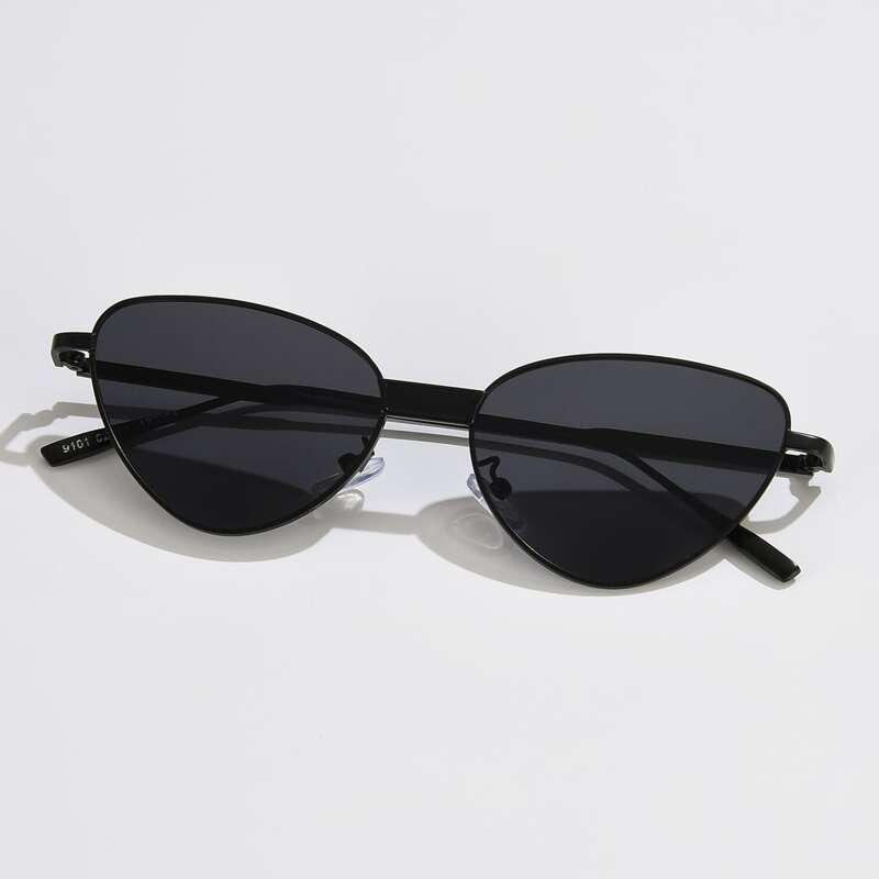 

Metal Frame Sunglasses