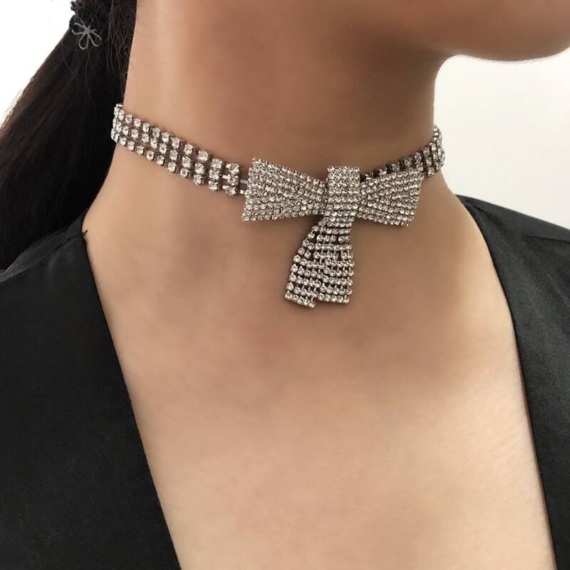 

Rhinestone Bow Knot Decor Necklace, Silver