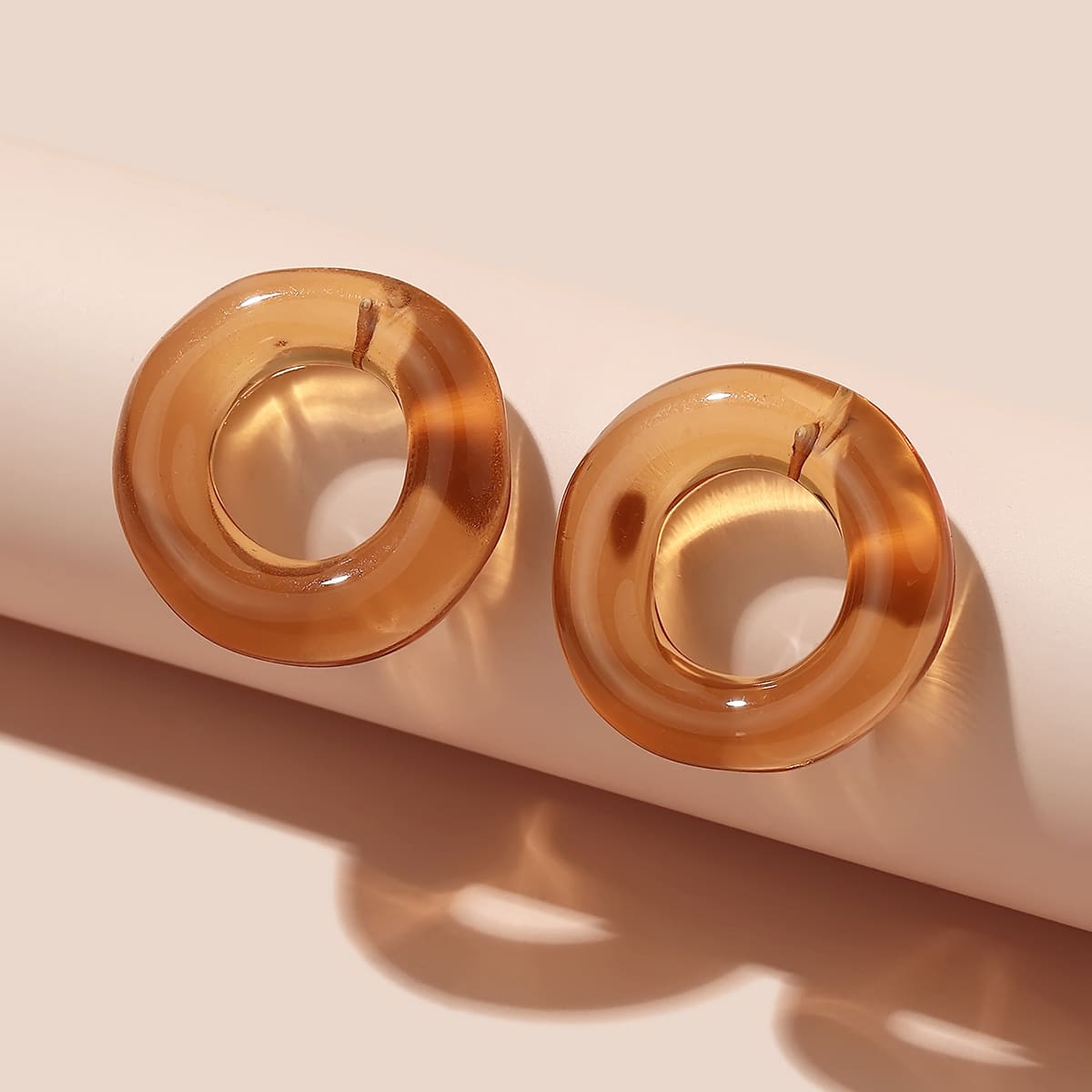 

Hollow Out Stud Earrings, Coffee brown