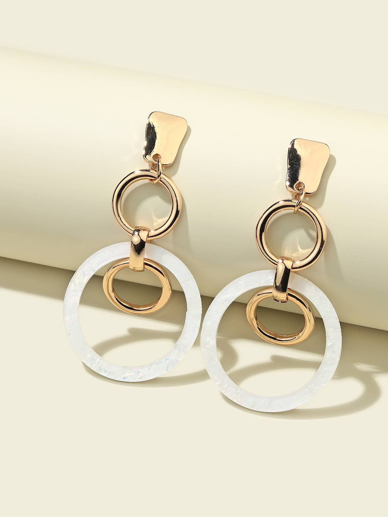 Round Link Drop Earrings - White - View 1