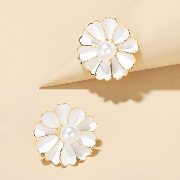 

Faux Pearl Flower Stud Earrings, White