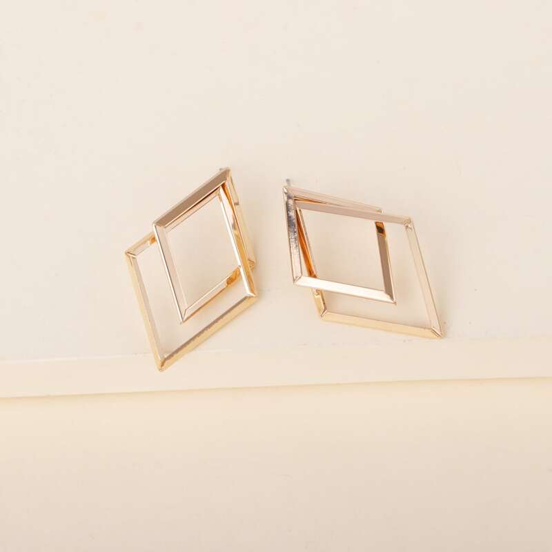 

Geometric Design Earrings, Gold