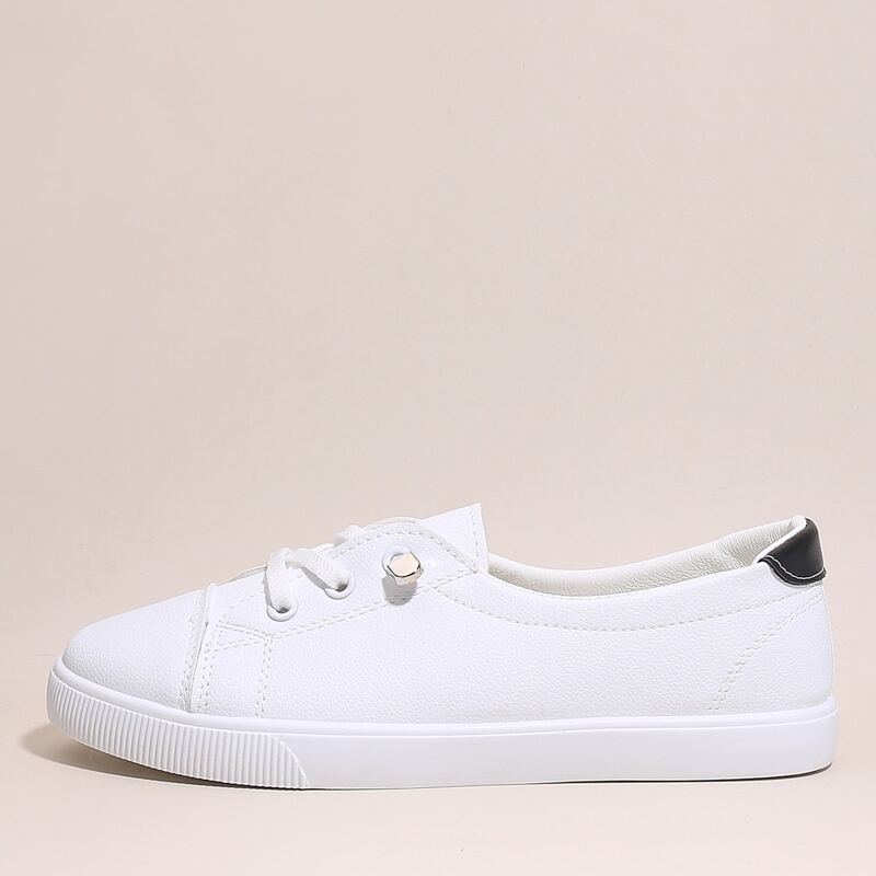

Lace-up Front Skate Shoes, White