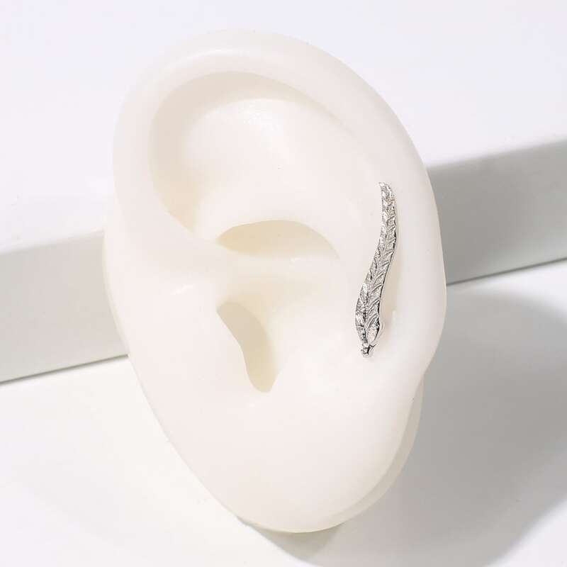 

1pair Leaf Ear Cuff, Silver
