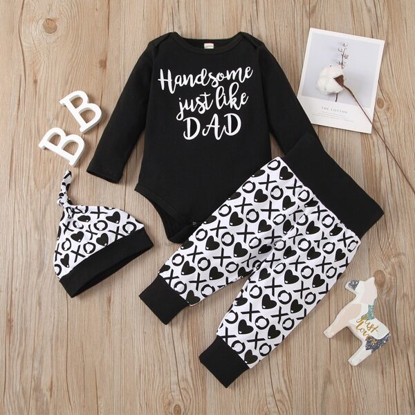 

Baby Boy Letter & Heart Print Bodysuit & Sweatpants, Black and white