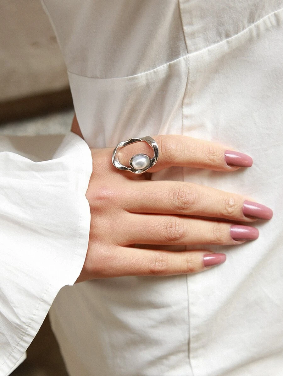 SHEIN BIZwear Faux Pearl Decor Ring - Silver - View 1