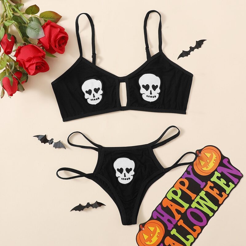 

Skull Print Cut Out Lingerie Set, Black