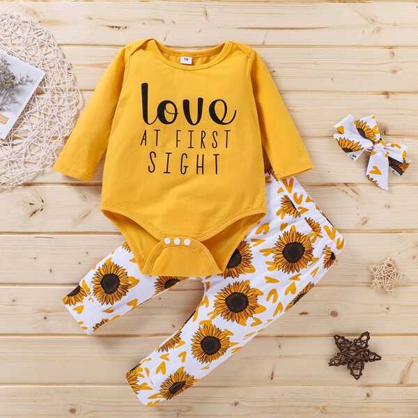 

Baby Girl Slogan Graphic Bodysuit & Sunflower Pants & Headband, Multicolor
