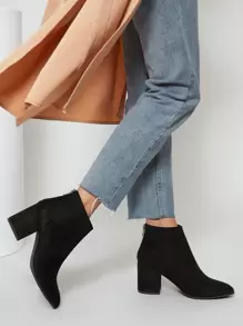 假絨面尖鞋頭踝靴 - 黑色 - 查看 3