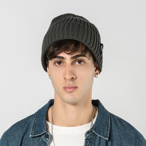 

Men Label Decor Beanie, Grey