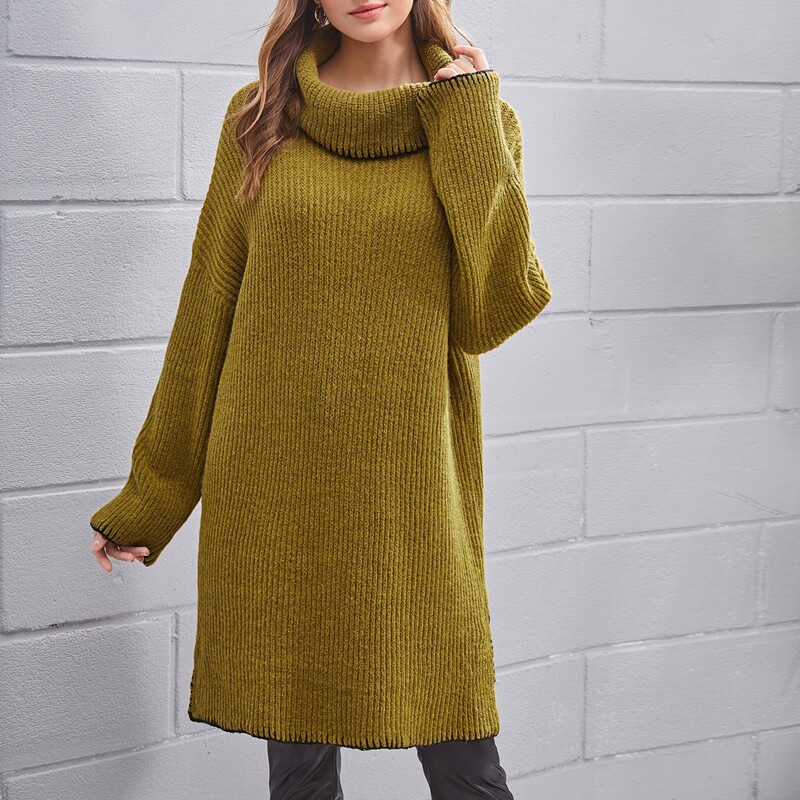 

Turtle Neck Split Hem Sweater, Olive green