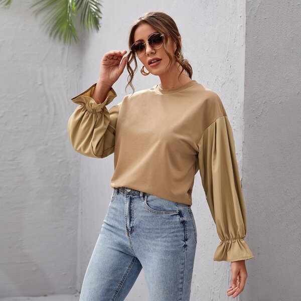 

Flounce Sleeve Colorblock Tee, Khaki