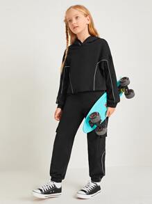 SHEIN Girls Drop Shoulder Reflective Trim Hoodie & Cargo Trousers Set - Black - View 5