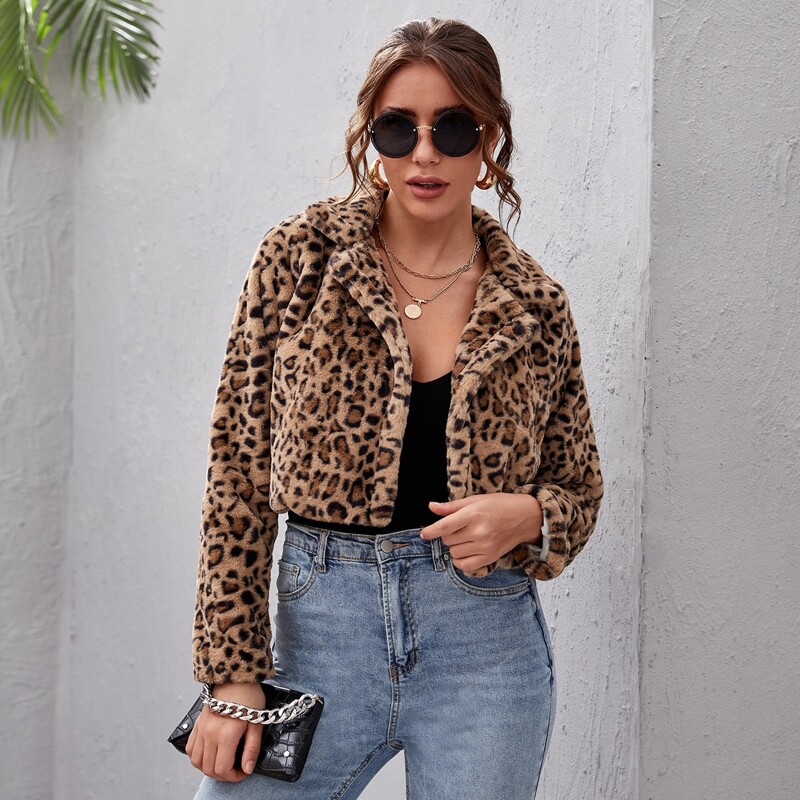 

Notched Collar Leopard Fuzzy Coat, Multicolor