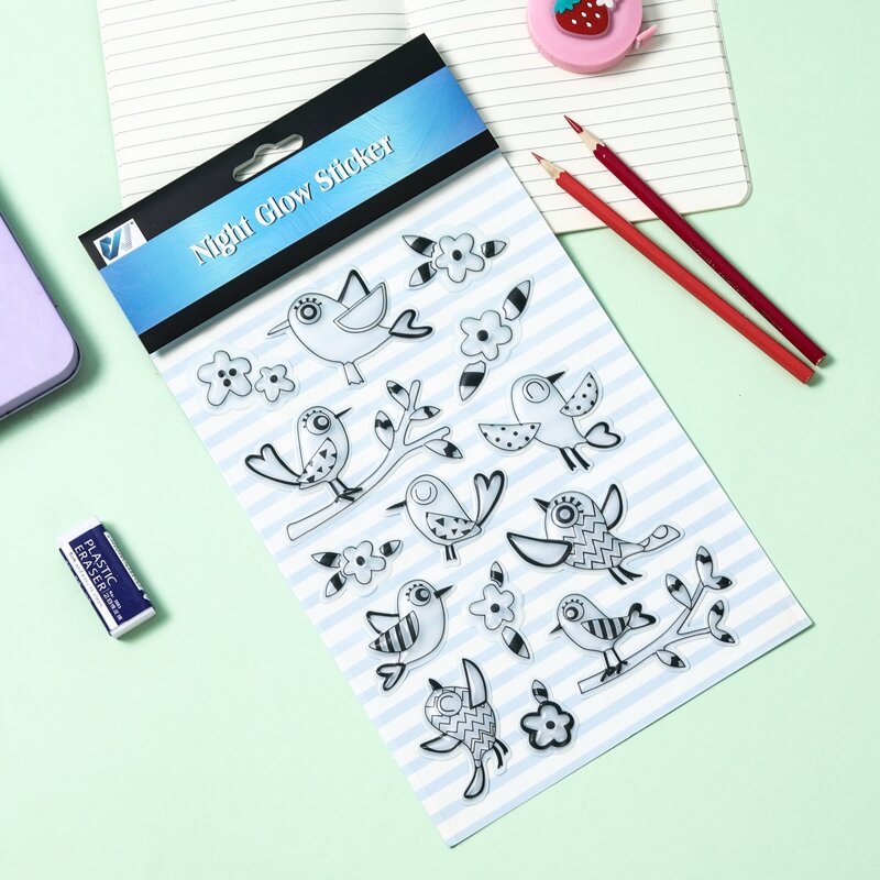 

1sheet Bird Pattern Luminous Sticker, Black and white