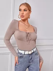 SHEIN Privé Camiseta unicolor con cordón delantero - Albaricoque - Ver 1