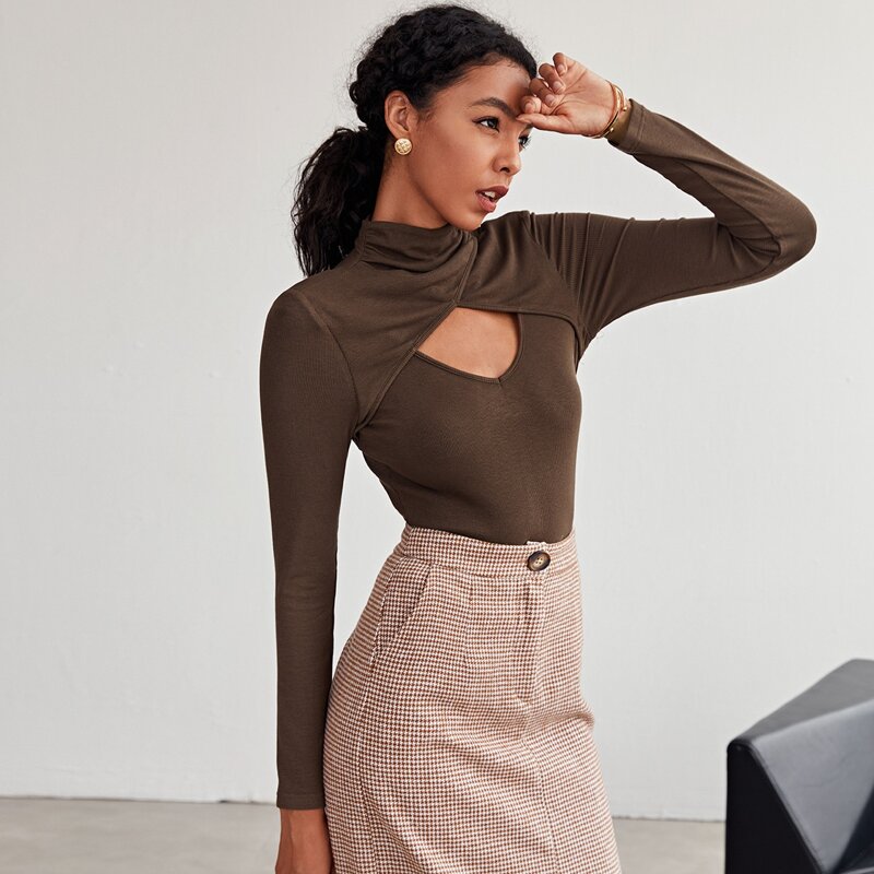 

Overlap Front Cutout Tee, Chocolate brown