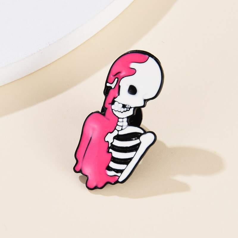 

1pc Skeleton Graphic Brooch, Multicolor