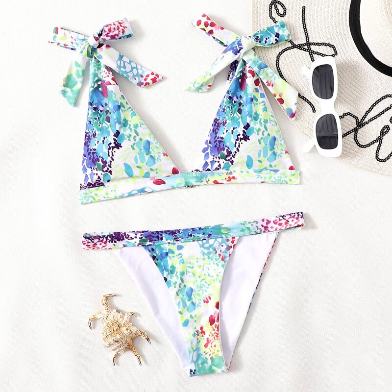 

Allover Print Triangle Bikini Swimsuit, Multicolor