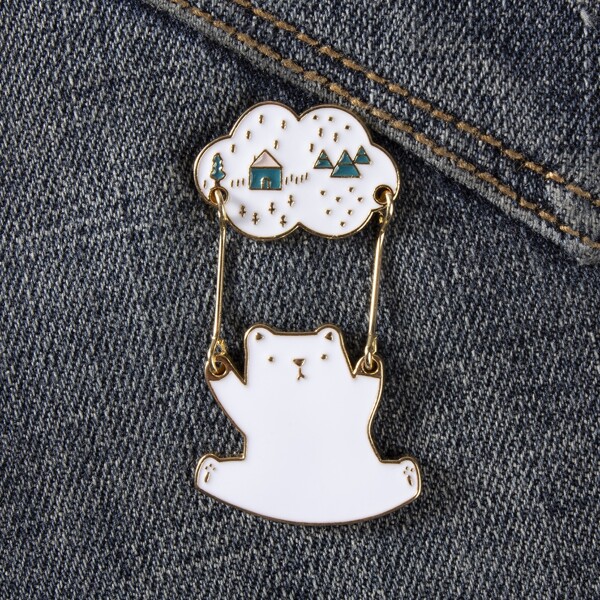 

Bear Design Brooch, Multicolor