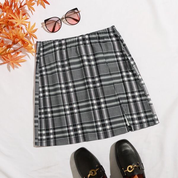 

Split Hem Plaid Skirt, Black and white