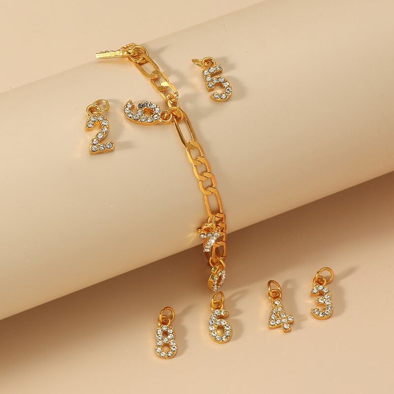 

6 Number Charm Rhinestone Decor Anklet, Gold