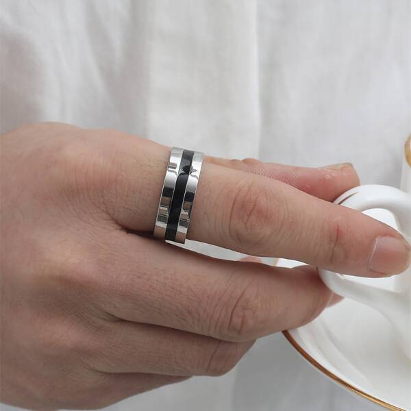 

Men Two Tone Ring, Black