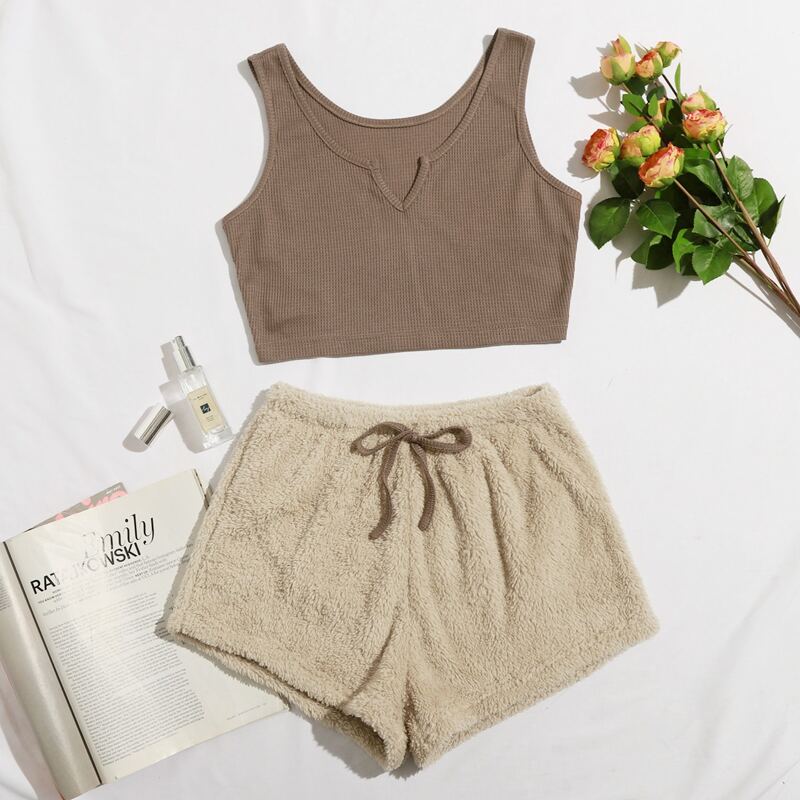 

Notched Tank Top & Tie Front Teddy Shorts Lounge Set, Multicolor