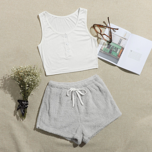 

Scoop Neck Tank Top & Tie Front Teddy Shorts Lounge Set, Multicolor