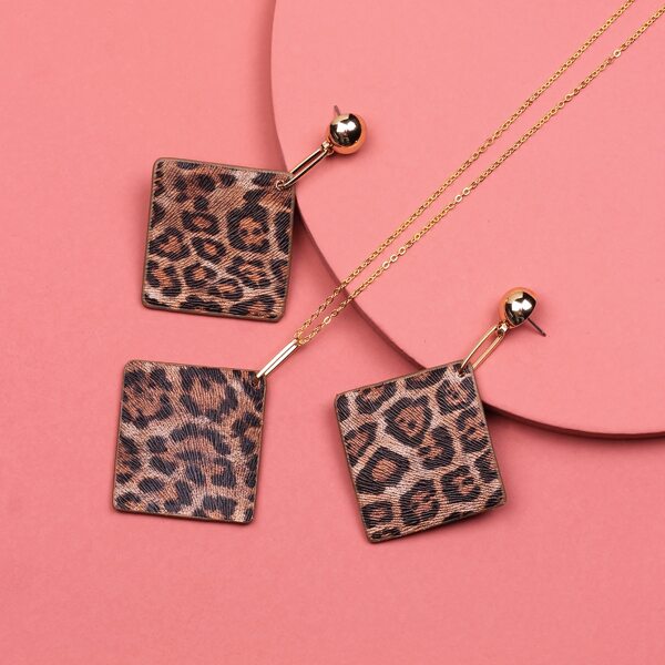 

3pcs Leopard Print Geometric Charm Jewelry Set, Multicolor