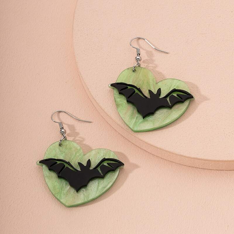 

Bat Decor Heart Shaped Drop Earrings, Multicolor