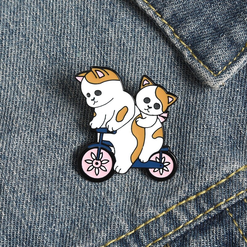 

1pc Cat Shaped Brooch, Multicolor