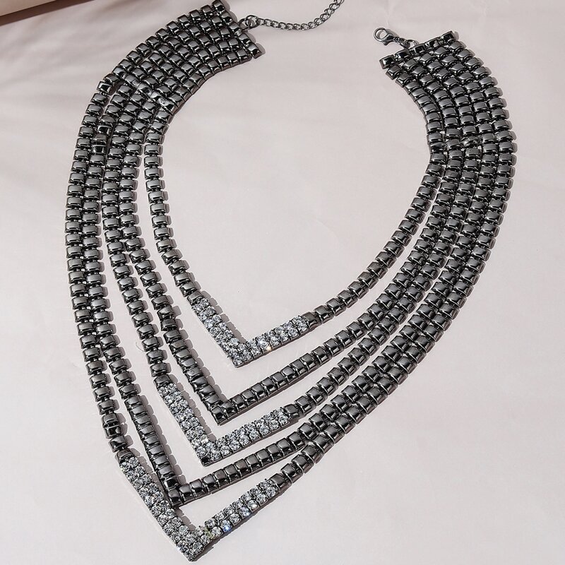 

Rhinestone Layered Necklace, Gun black