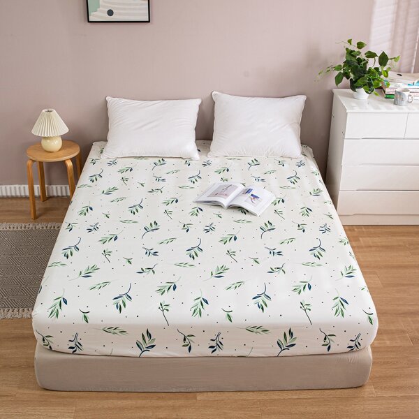 

Leaf Print Fitted Sheet, White