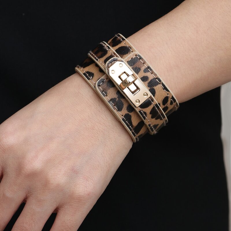 

Twist Lock Leopard Bracelet, Brown