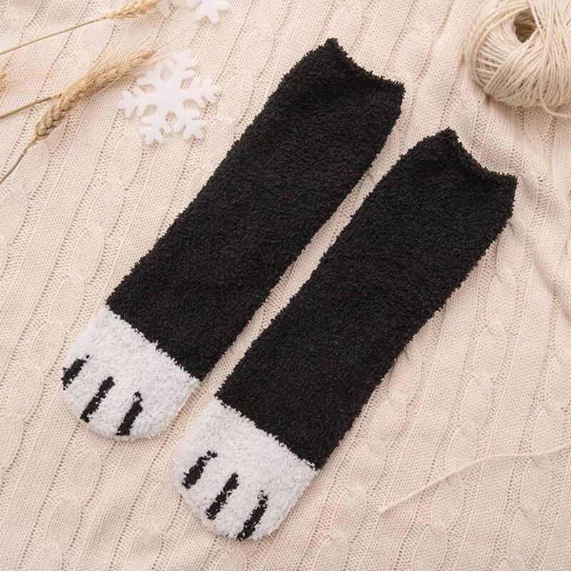 

1pair Cartoon Pattern Fluffy Socks, Black and white