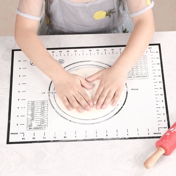 

Kids Silicone Kneading Pad, Black