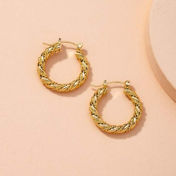 

Twist Hoop Earrings, Gold