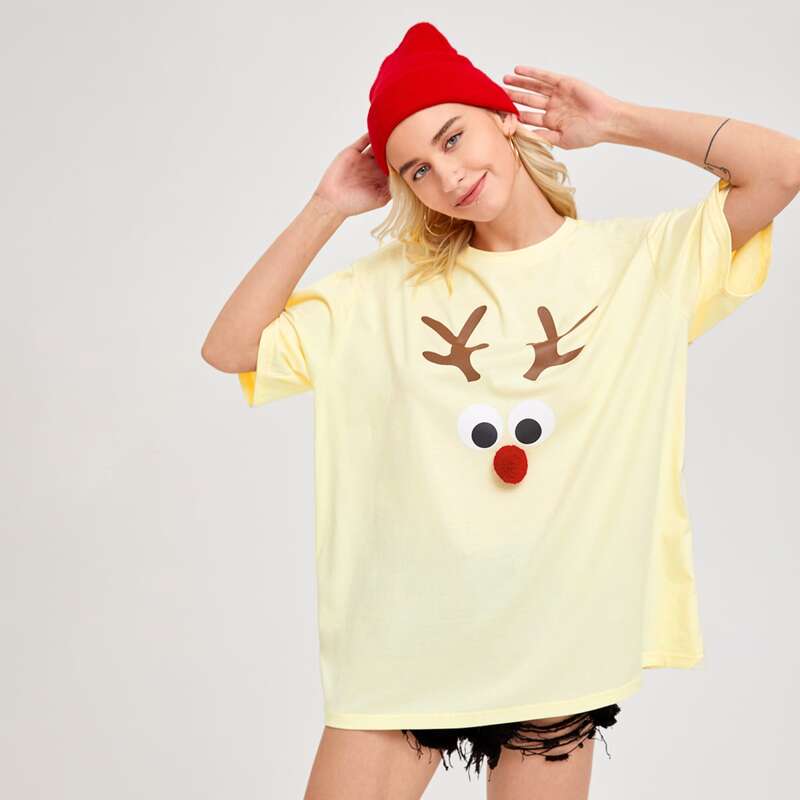 

Christmas Cartoon Graphic Oversized Tee, Yellow pastel